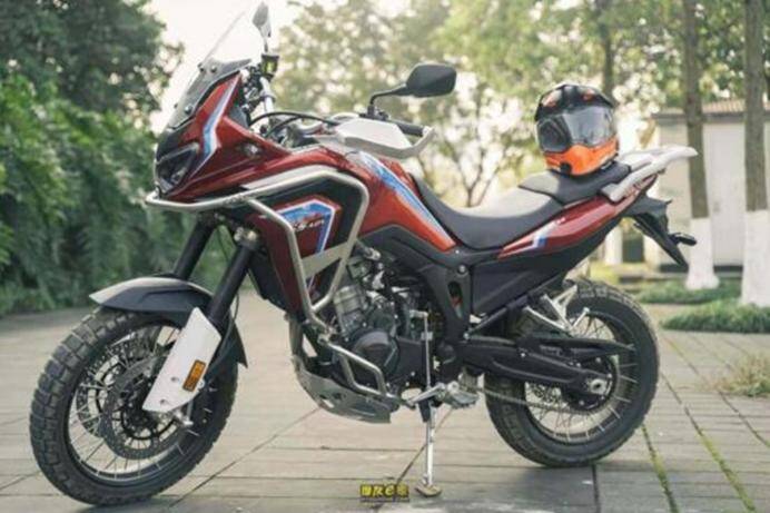 Honda Africa Twin’s Chinese copy with 48 hp and a GS in its name