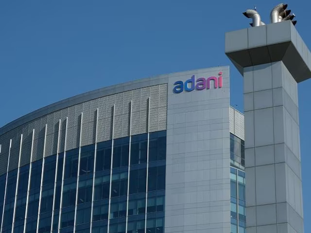 Adani group’s stock slump worsens as key share sale fails to lift mood